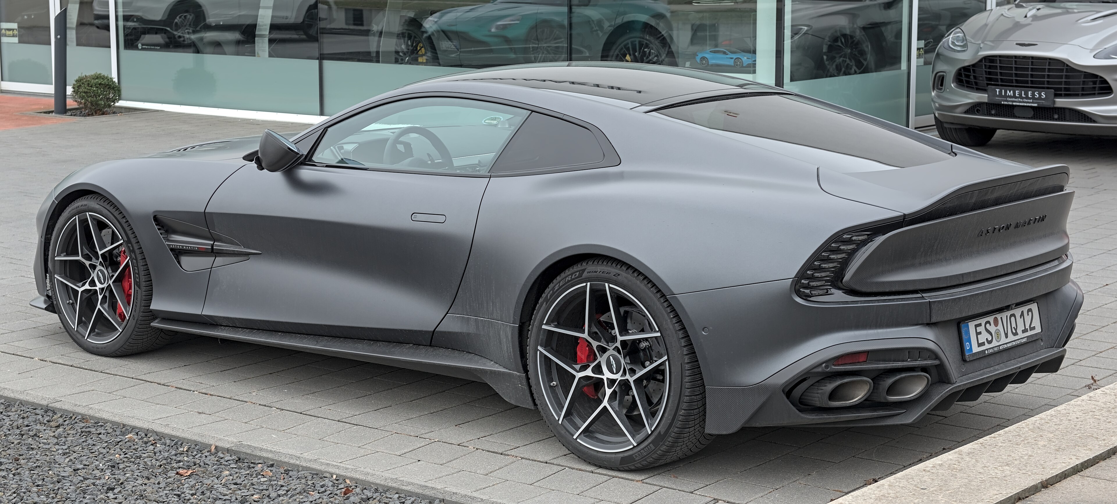 Aston Martin Vanquish