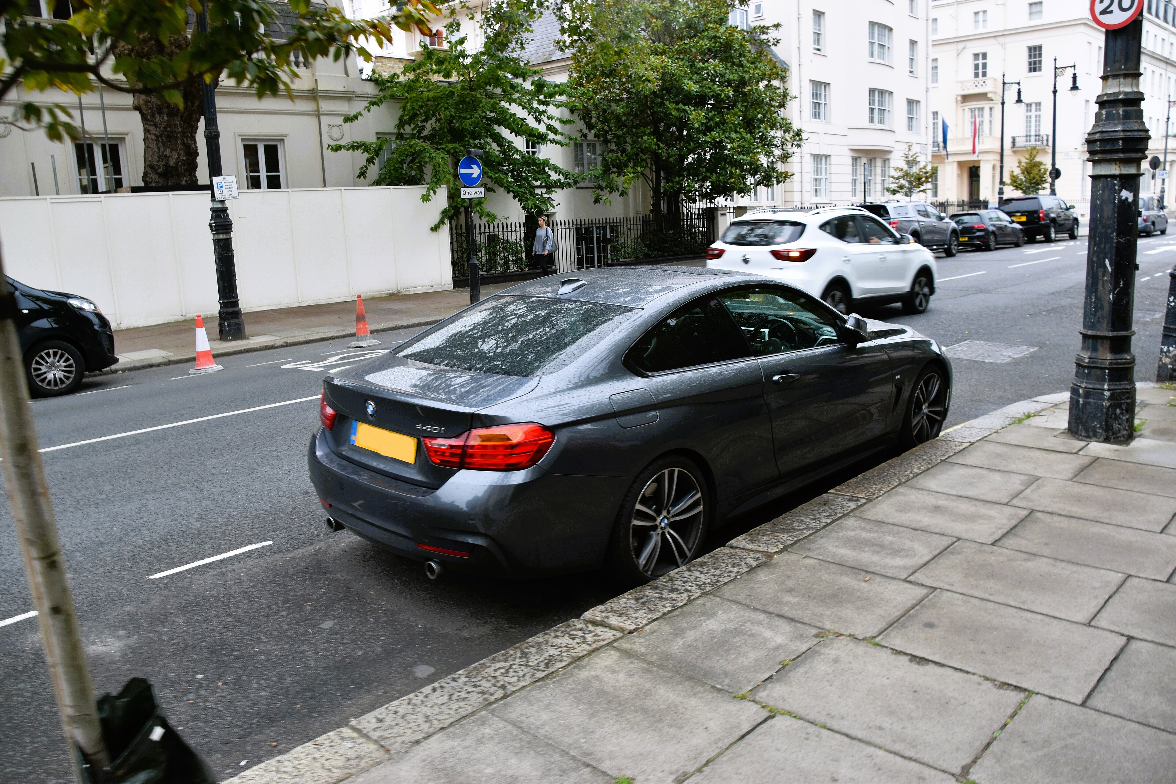 Mercedes-Benz s550e