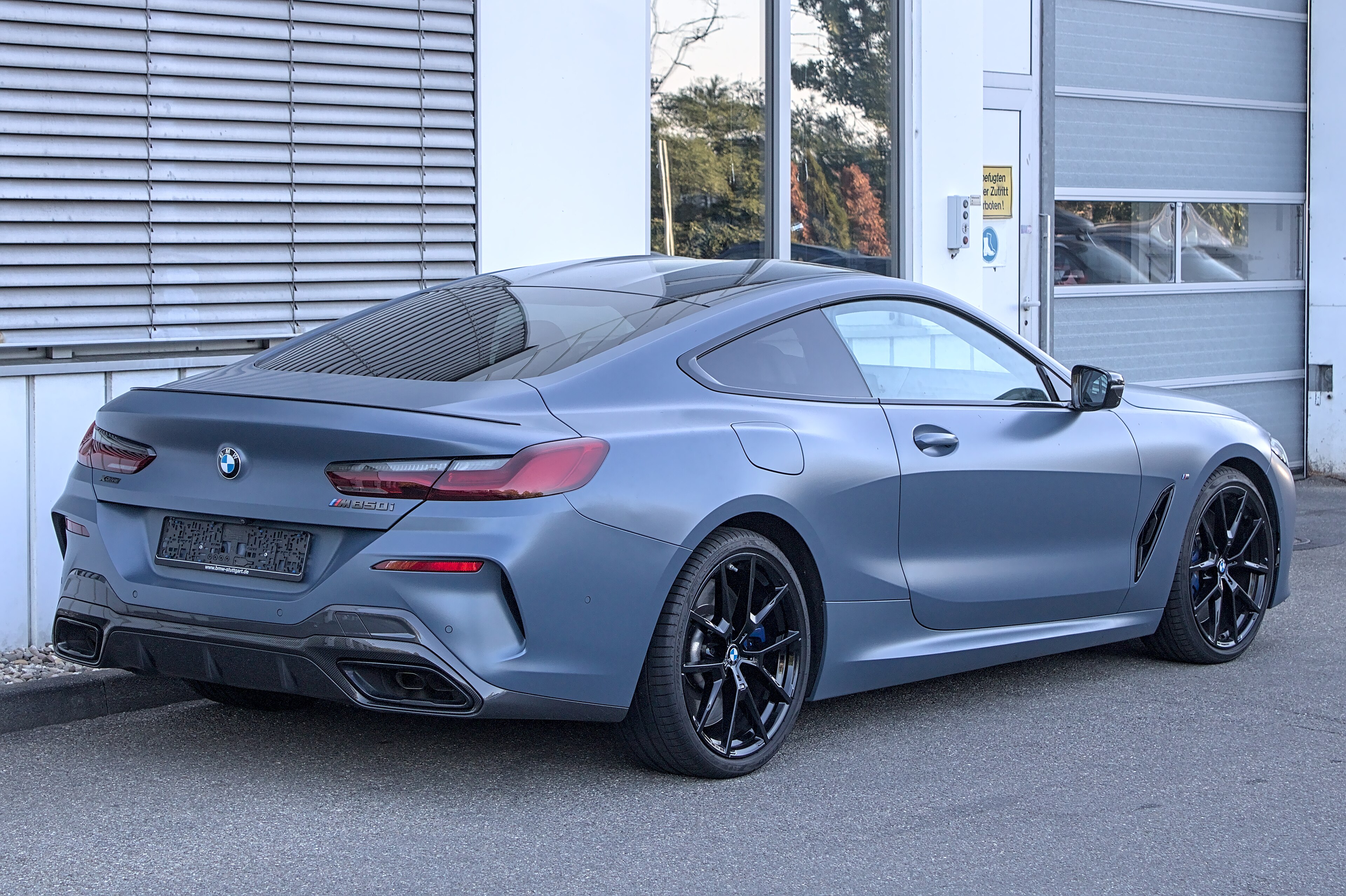 BMW M850i