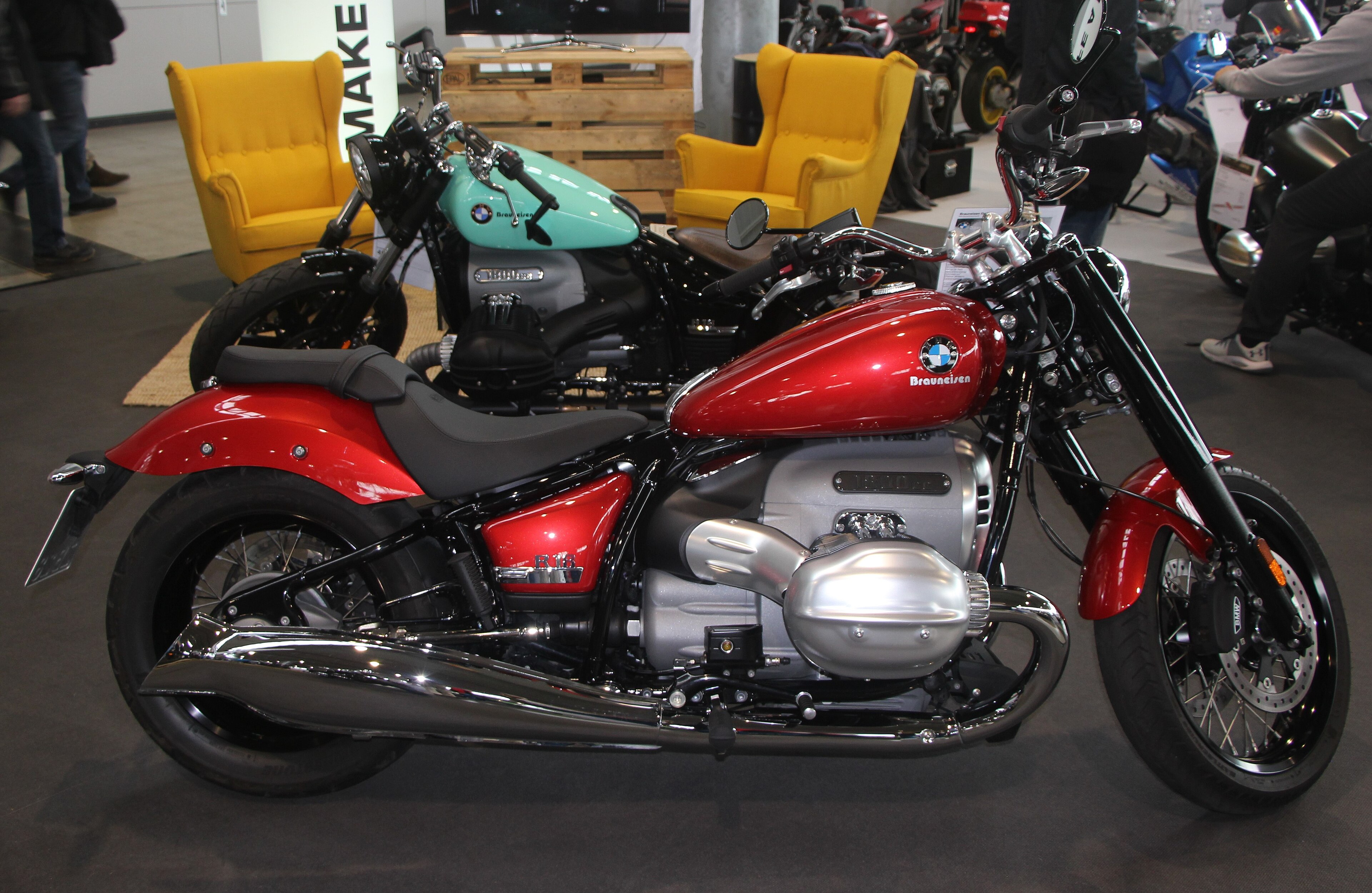 BMW R 18