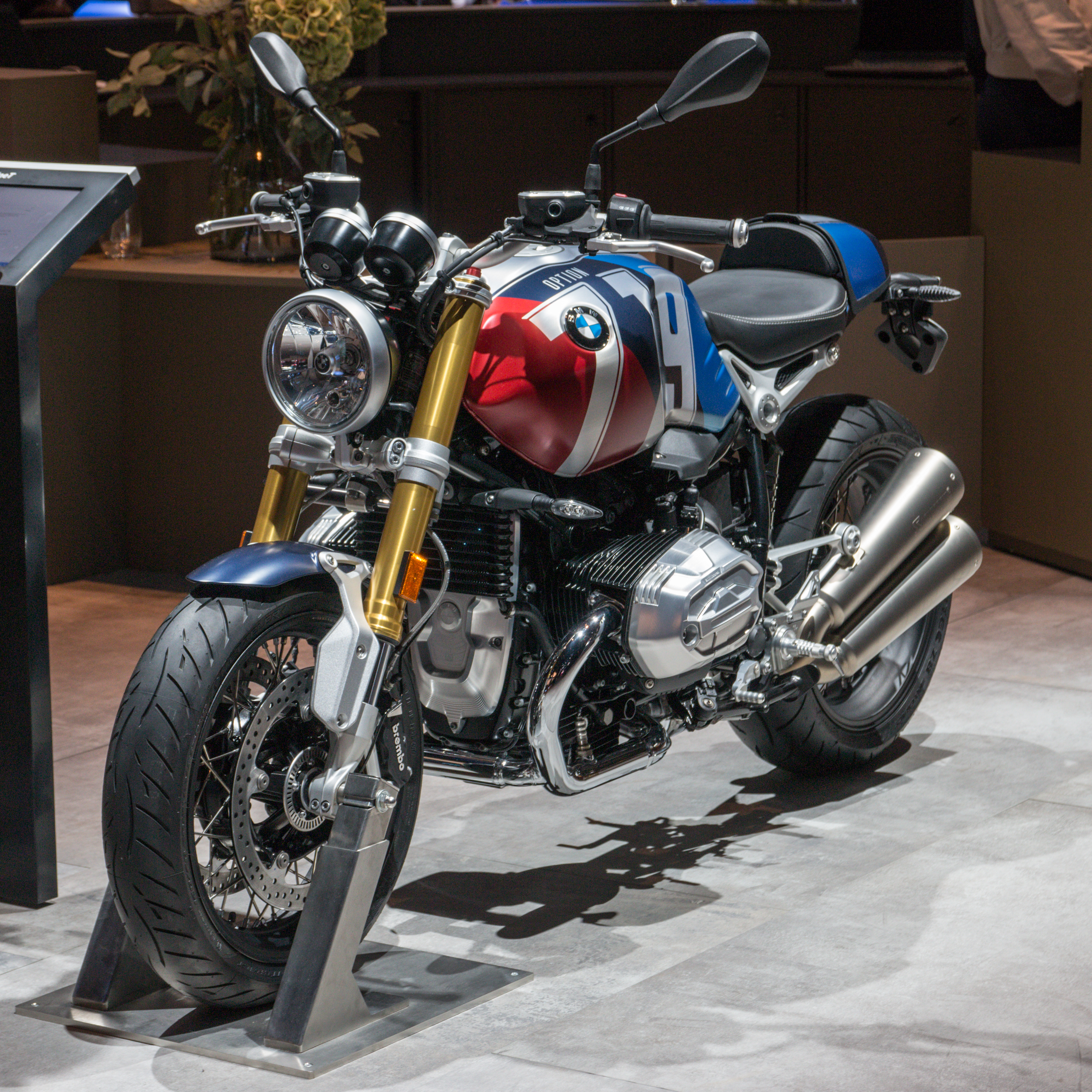 BMW R nineT