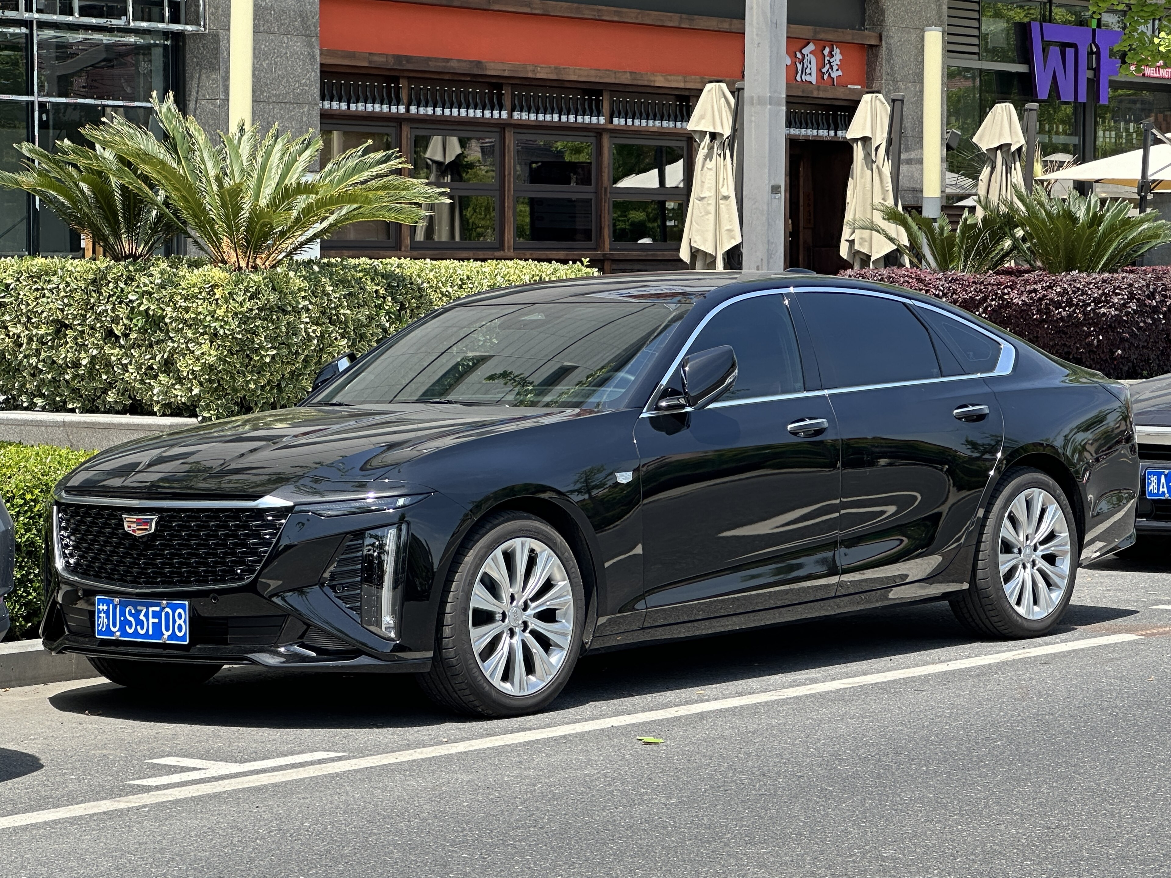 Cadillac CT6