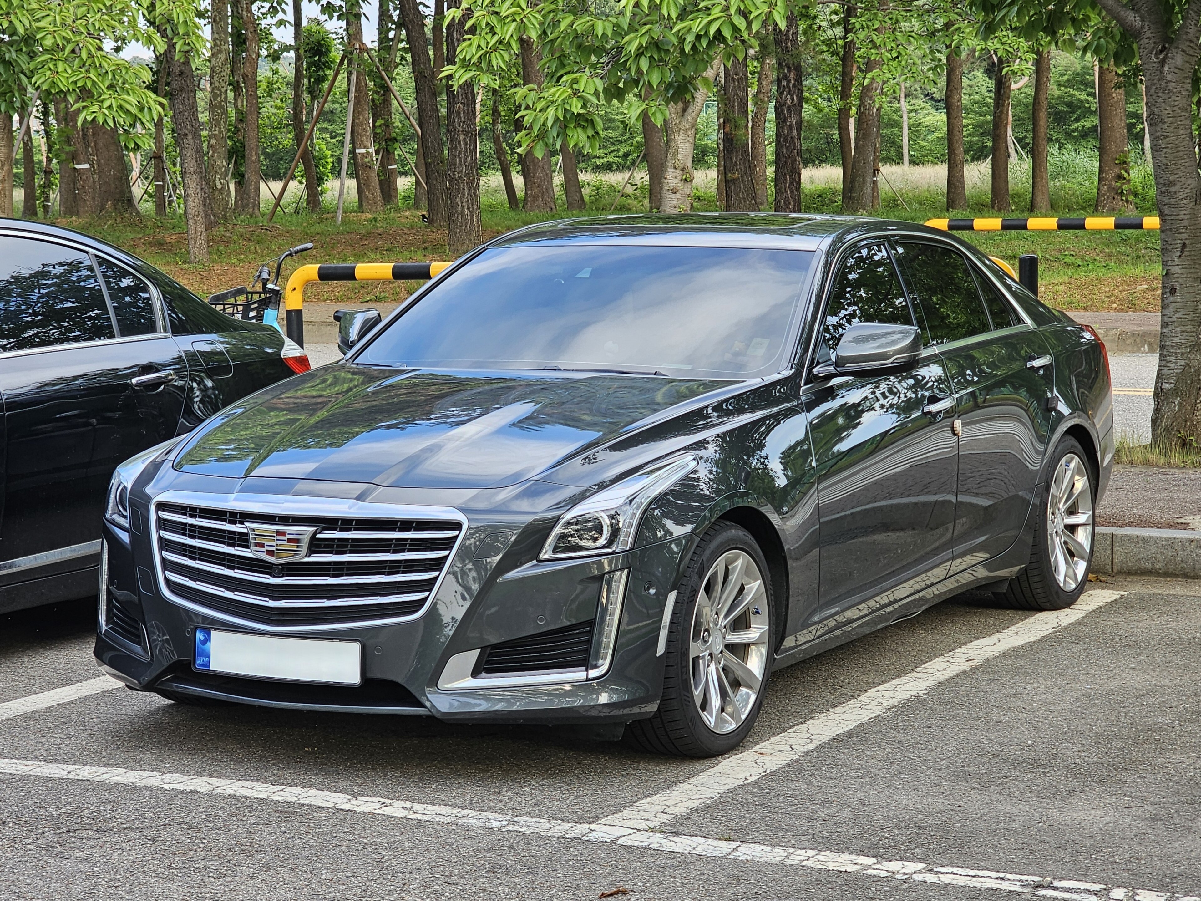 Cadillac cts-sedan-awd