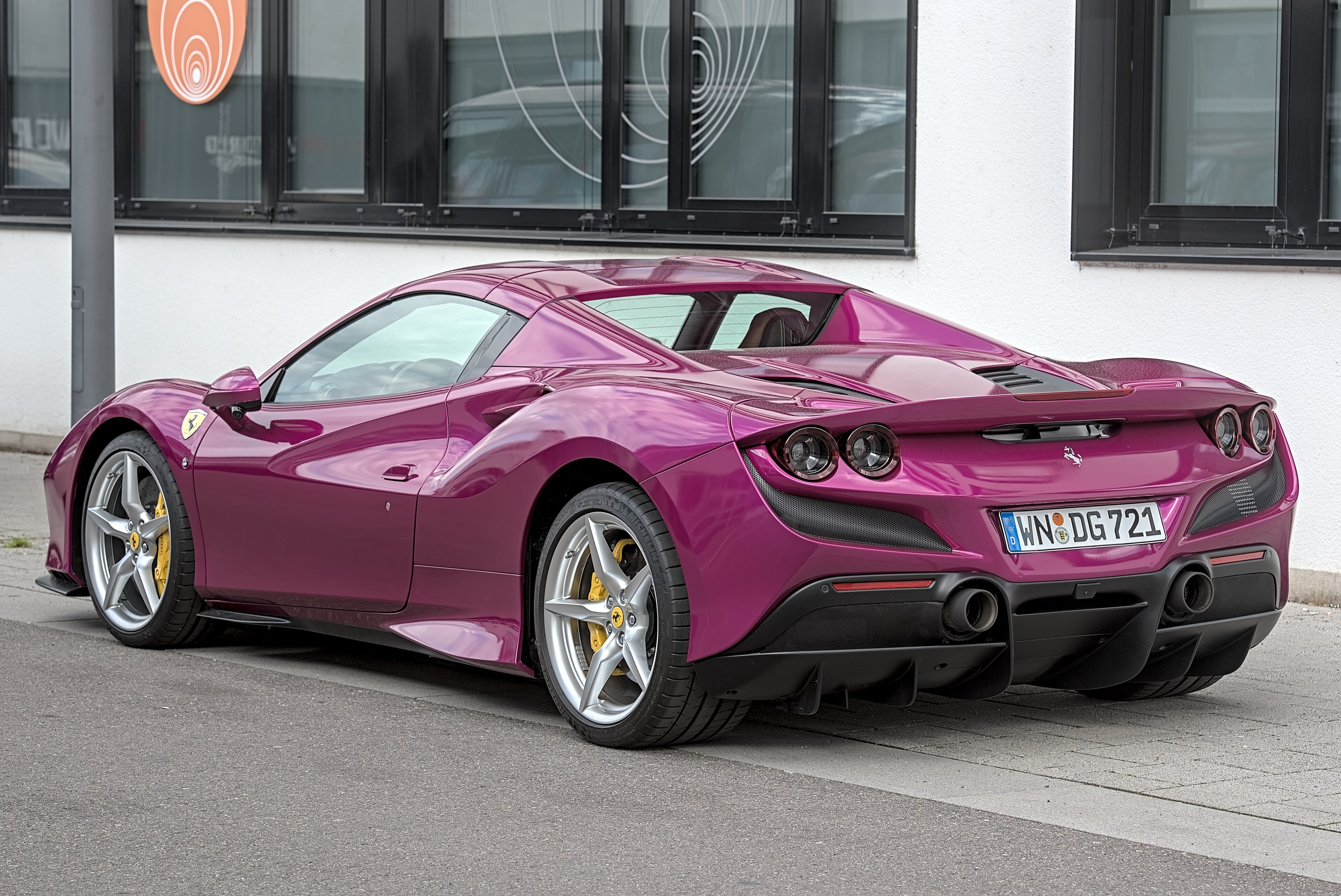 Ferrari F8