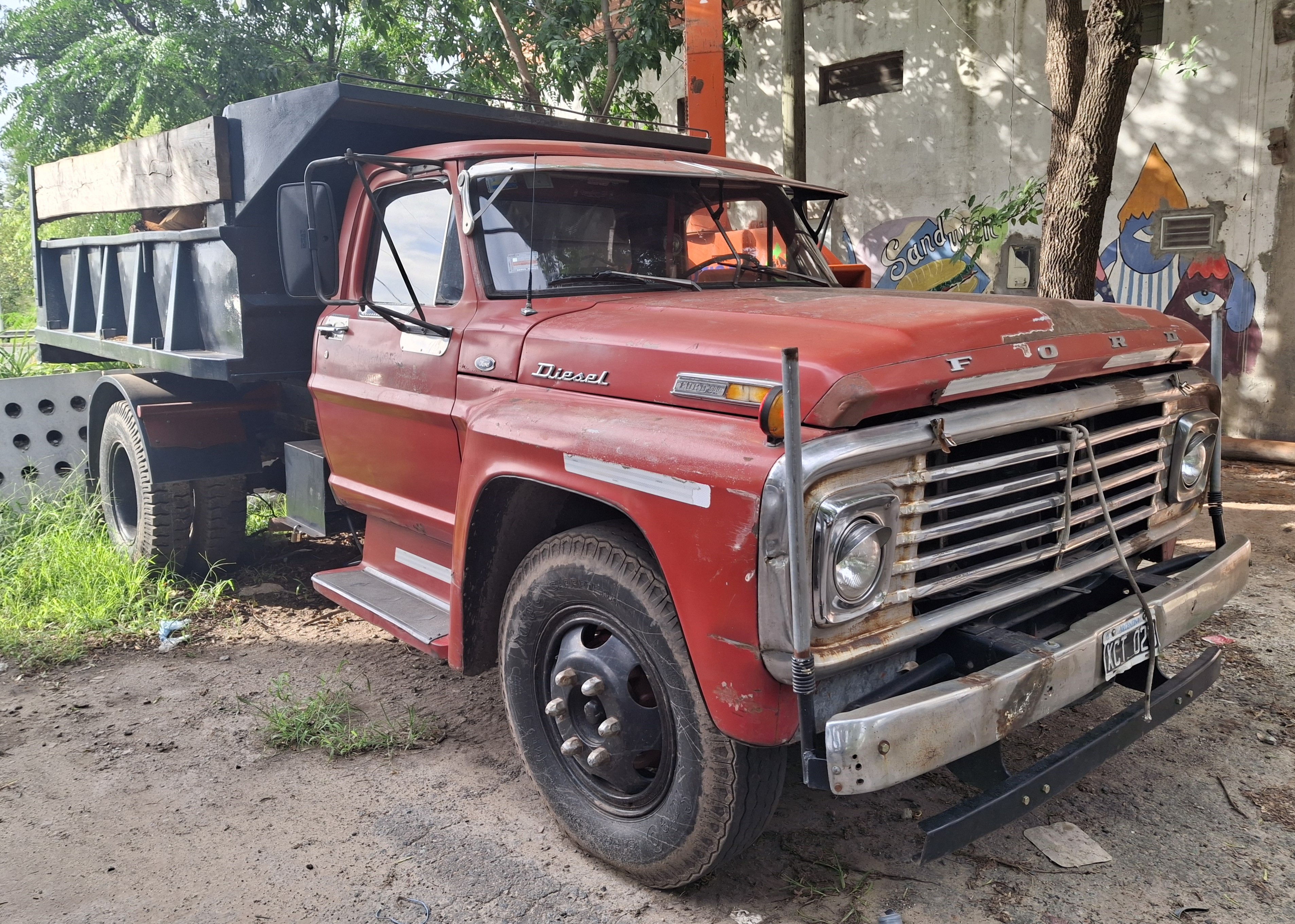 Ford F-600