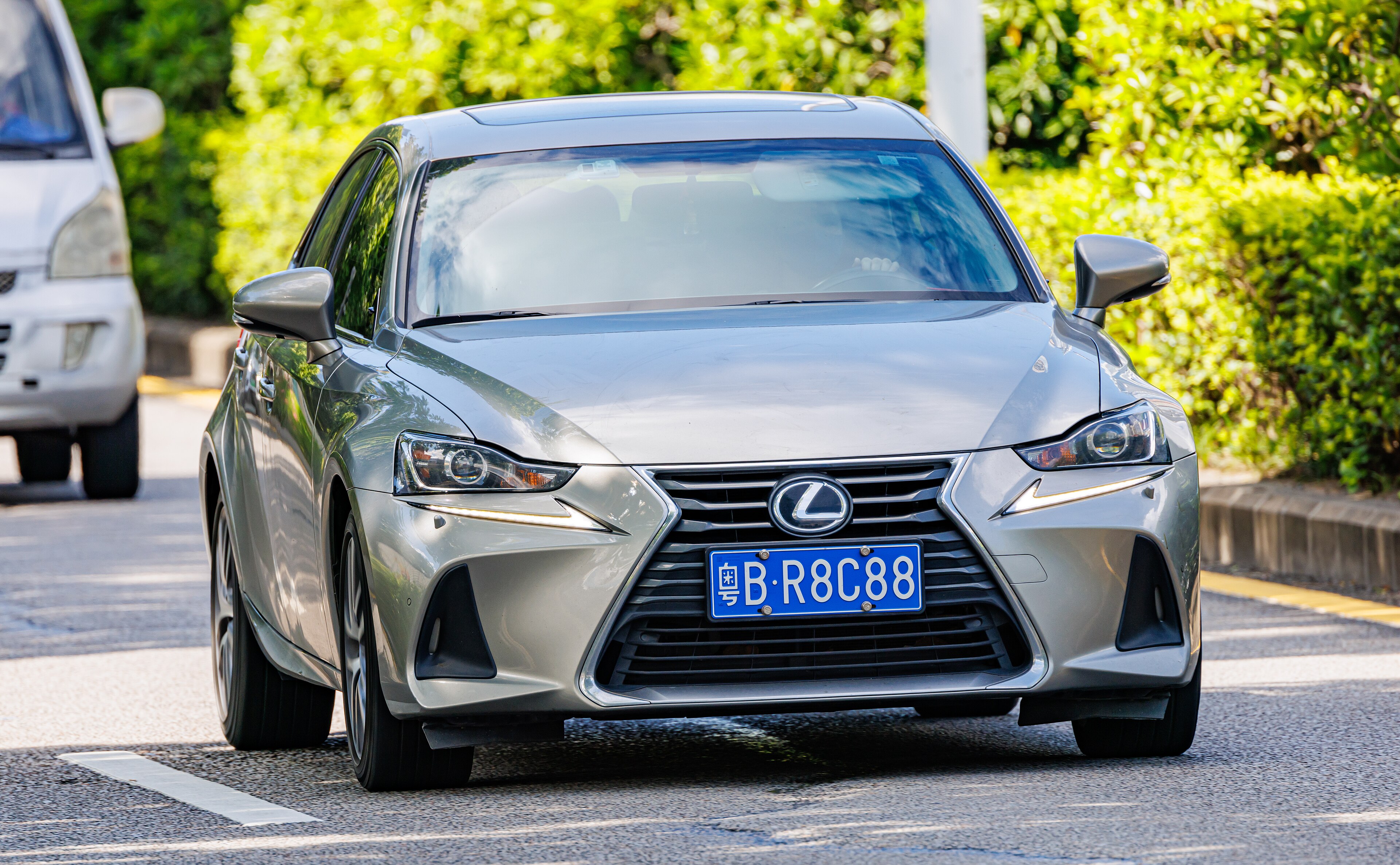 Lexus is-300