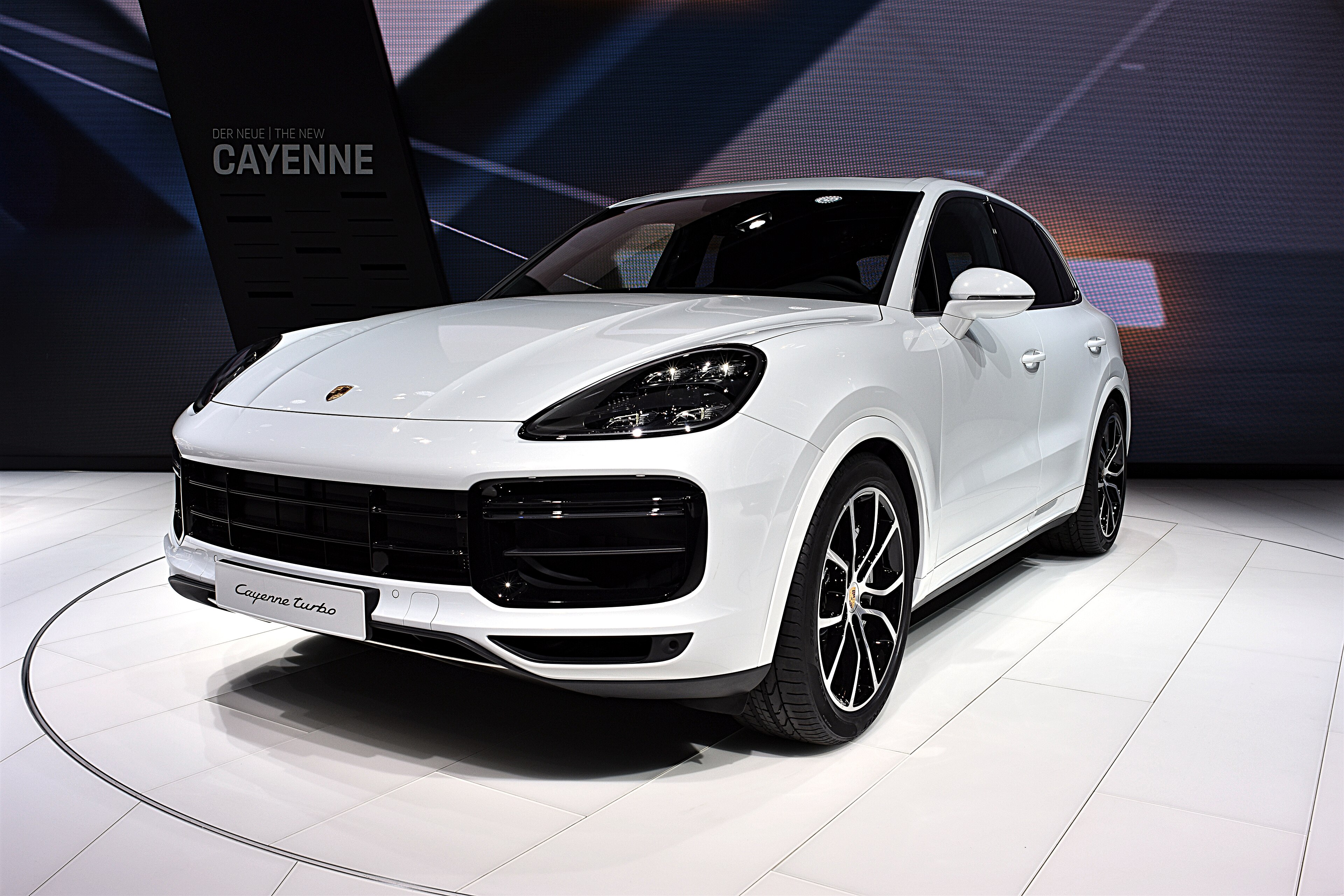 Porsche cayenne-turbo