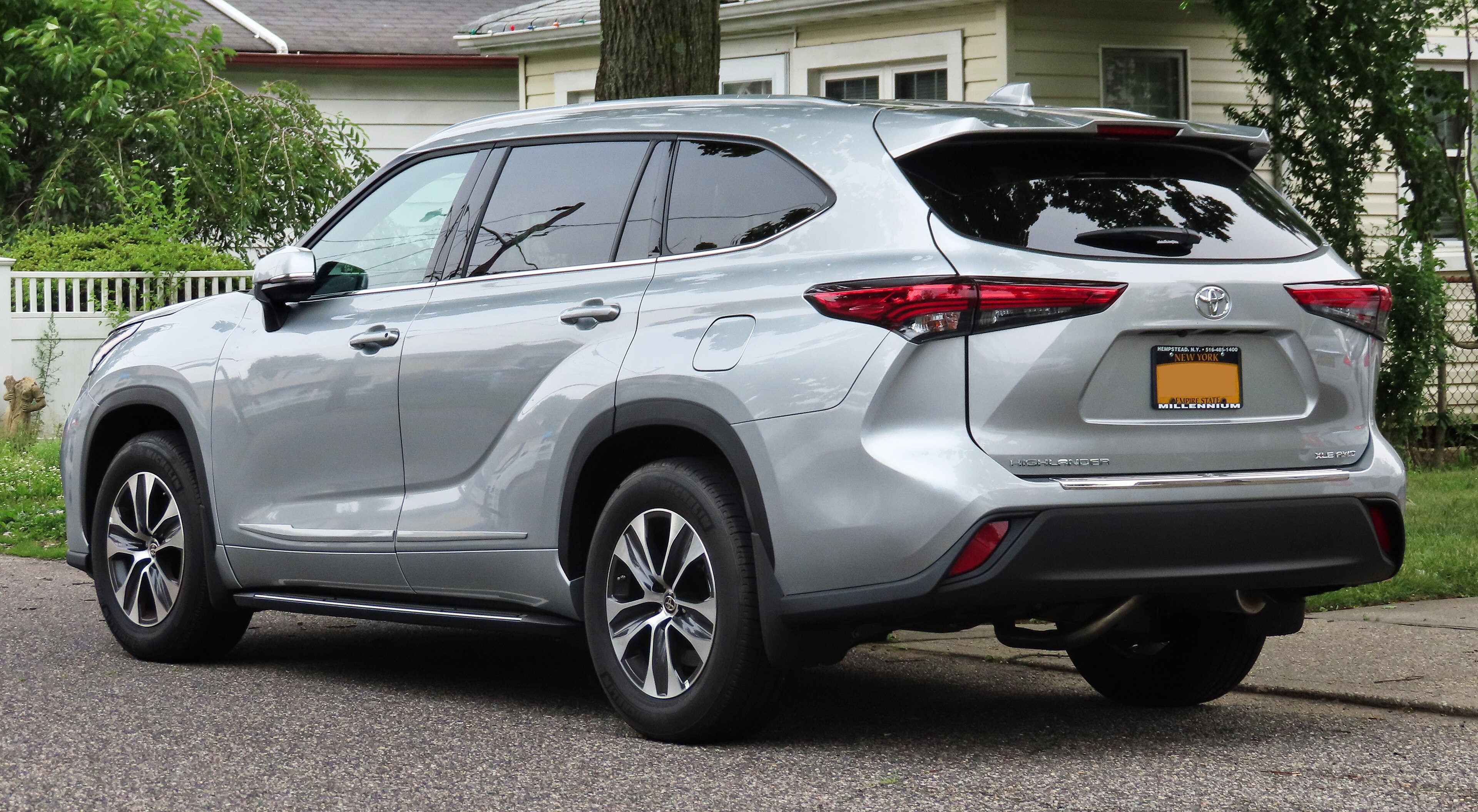 Toyota highlander-awd