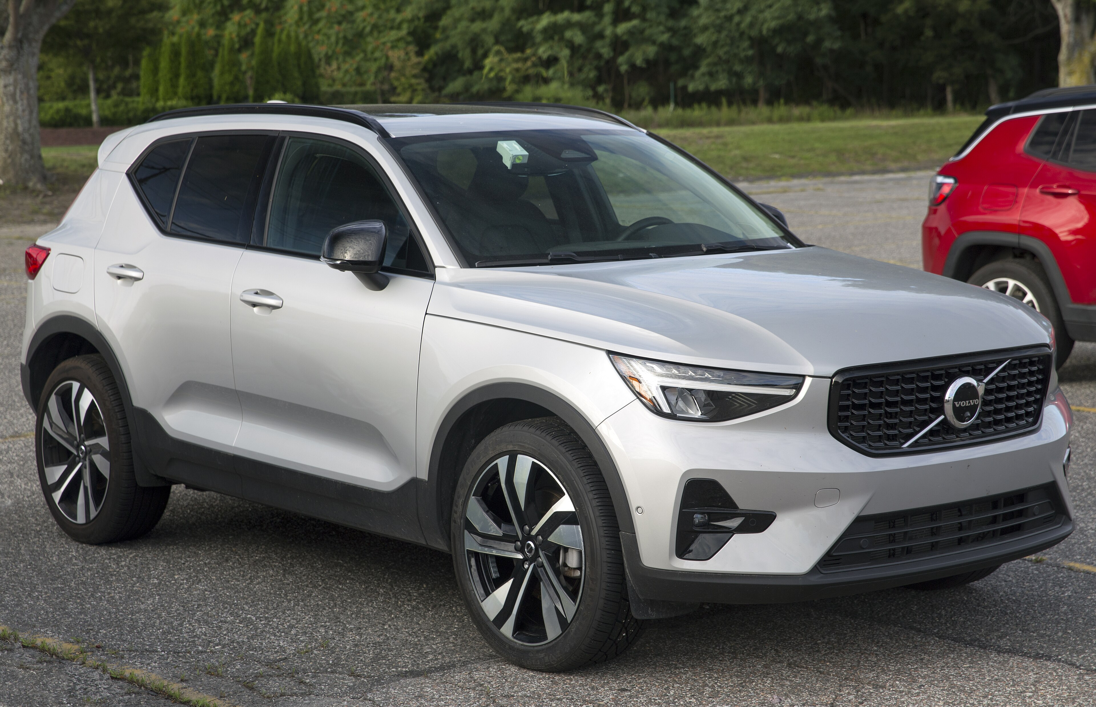 Volvo xc40-b5-awd
